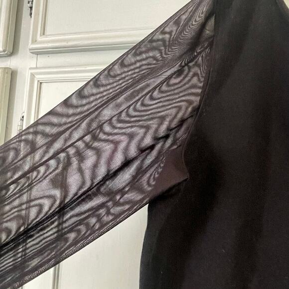 Torrid One Shoulder Top Mesh Sleeve Size 1 Black Dressy Casual Stretch - Picture 2 of 3